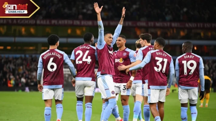 doi hinh aston villa (1) Đội hình ra sân của Aston Villa