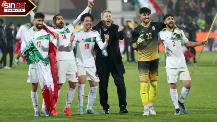 doi hinh iran Đội hình dự kiến của Iran